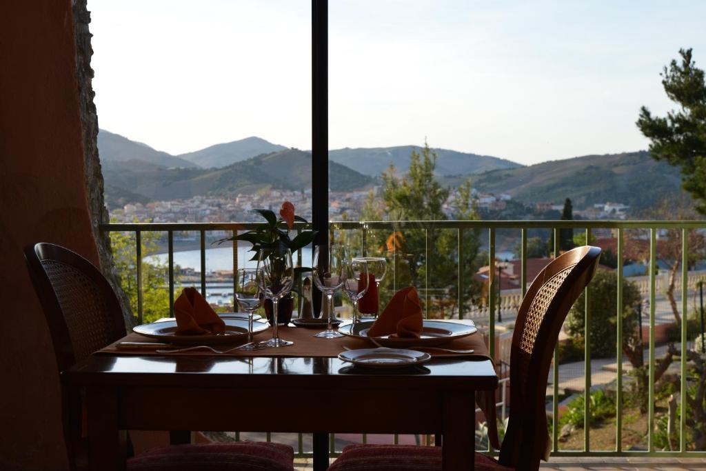 Le Catalan Hotel